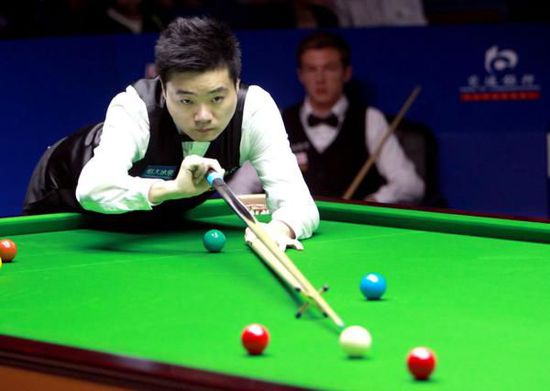 在场边为队 在场边为队