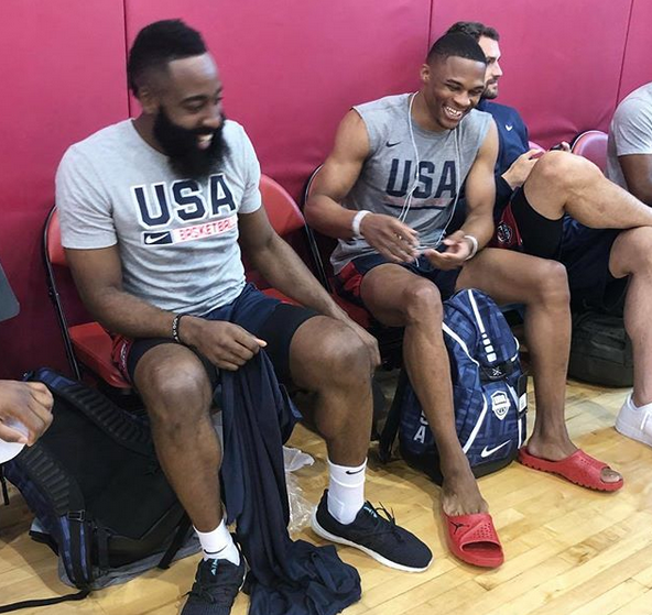 时应该停牌 时应该停牌